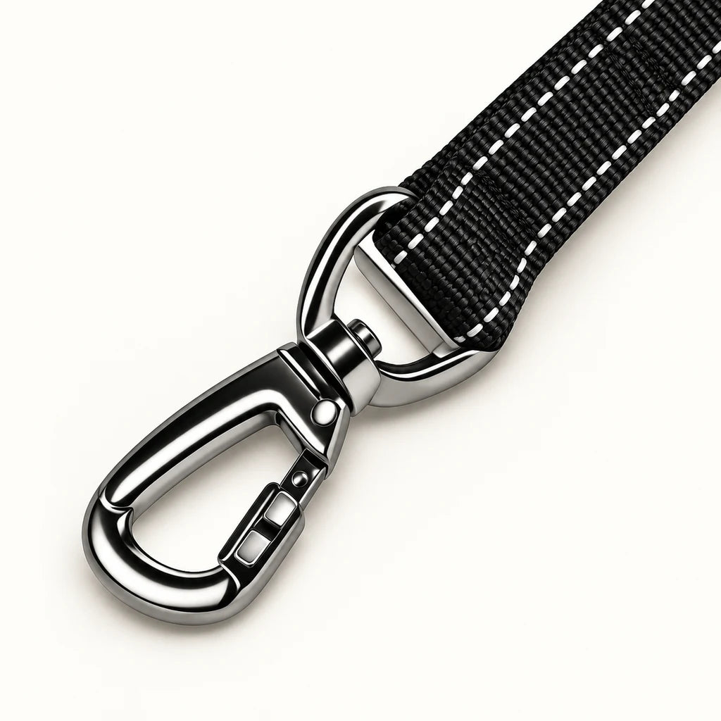 Metal swivel clip attached to the bungee leash